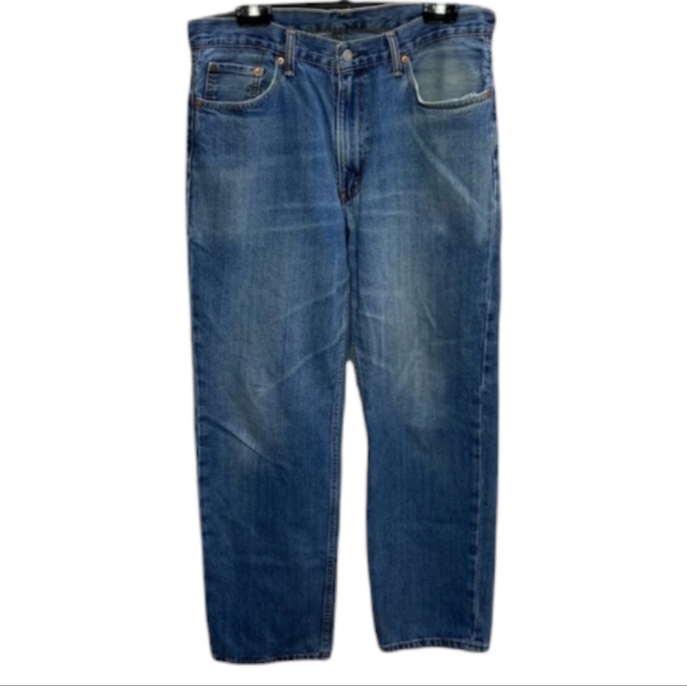 Nice Pre- Own Levi's  Strauss & Co 550  W 35 L 32 Jeans